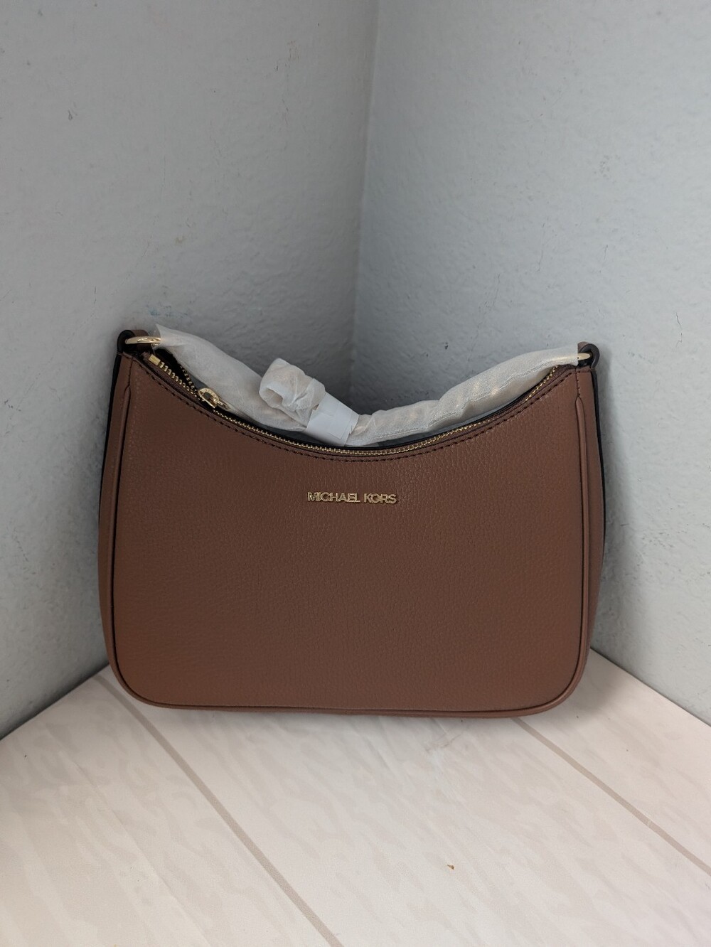 NWT Michael Kors Jet Set Large Pebbled Leather Convertible Crossbody Bag Luggage